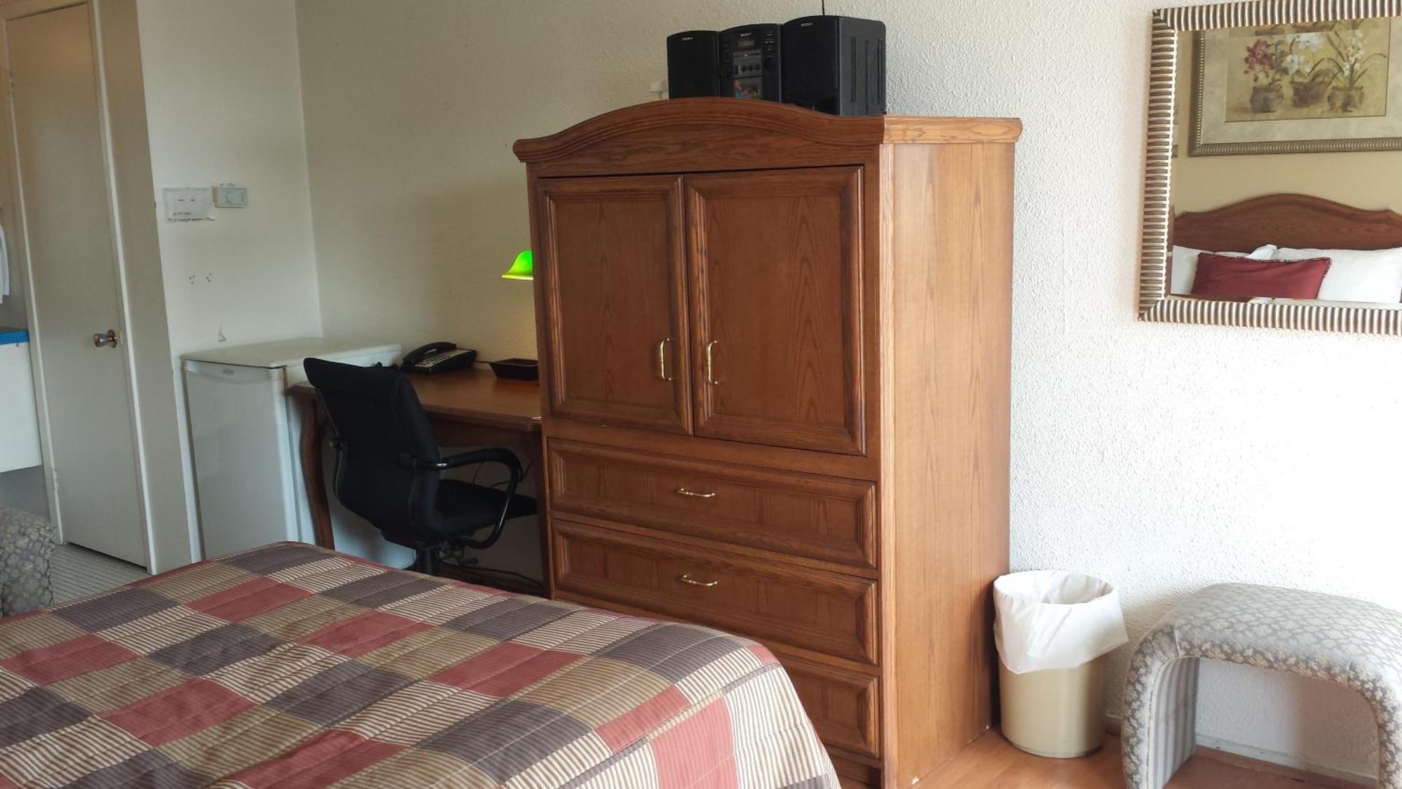Motel Iberville Saint-Jean-sur-Richelieu ห้อง รูปภาพ