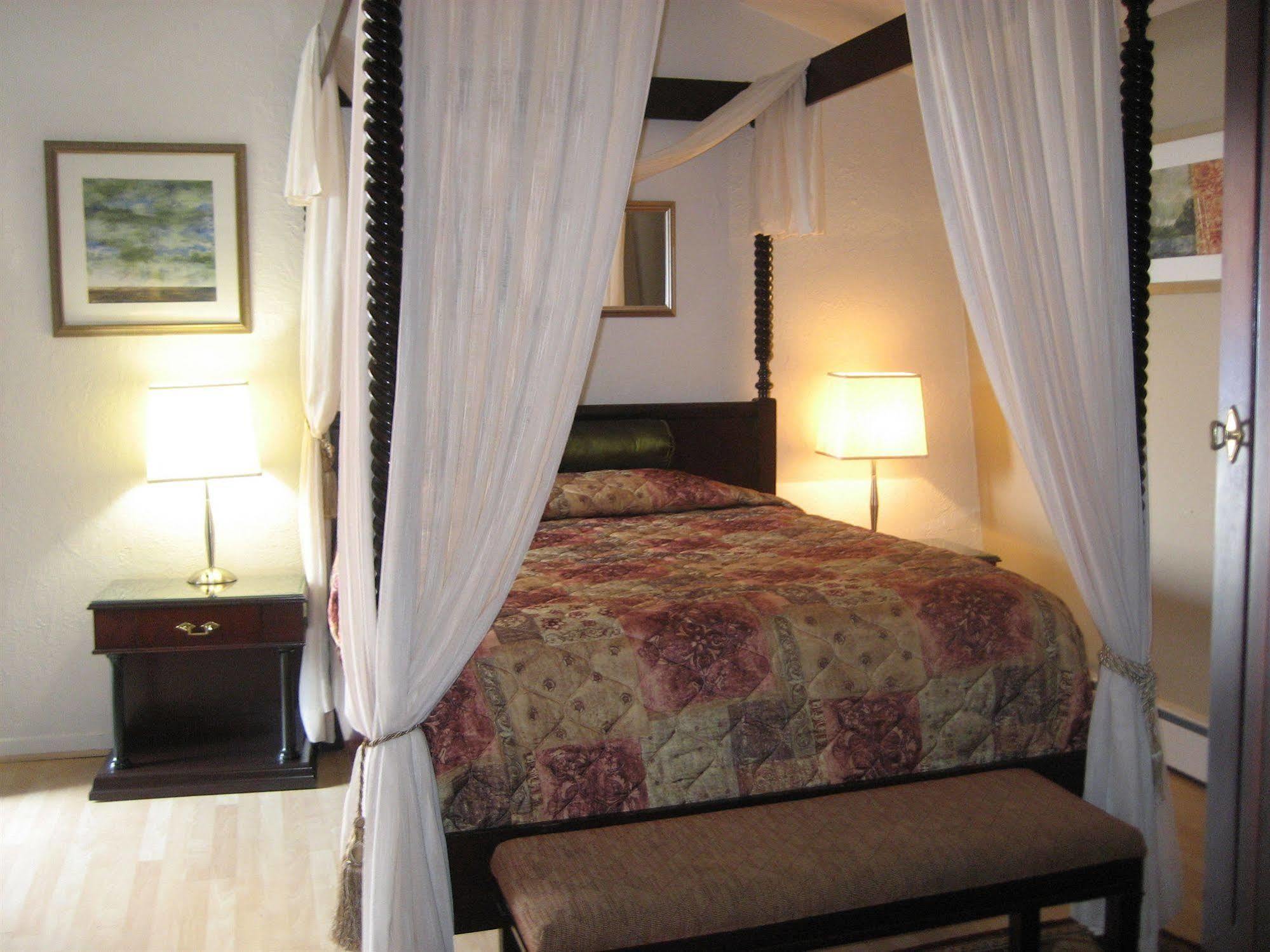 Motel Iberville Saint-Jean-sur-Richelieu ภายนอก รูปภาพ